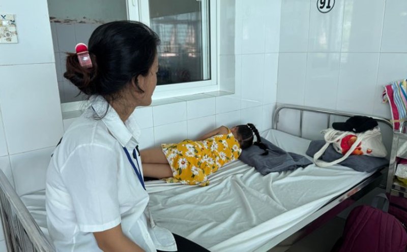 Be subjective with the manifestations of measles, unpredictable consequences. Photo: Hoang Loc