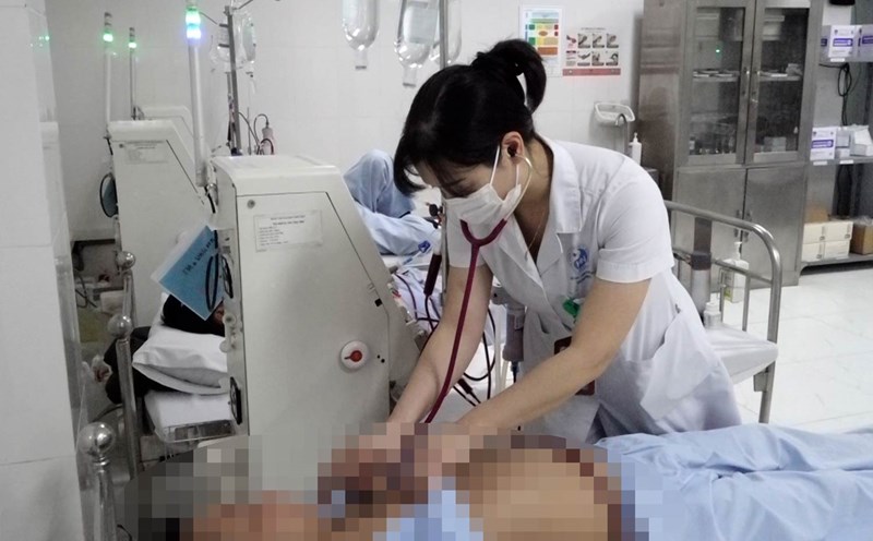 Patient regrets using herbal medicine to make kidney disease worse