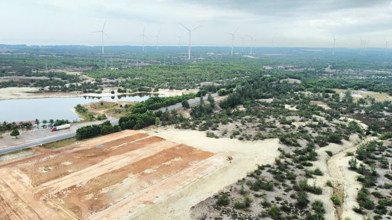Nam Thuy commune seen from above, the locality was approved to invest in the project. Photo: Van The