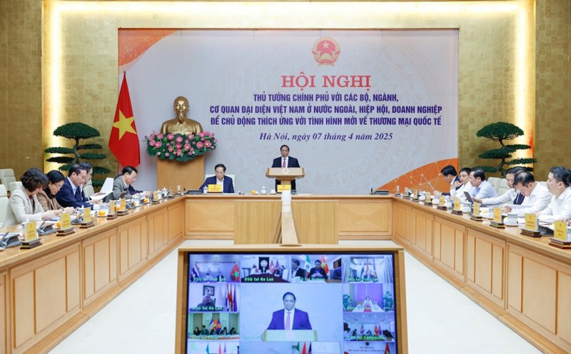 Politburo member and Prime Minister Pham Minh Chinh directed the implementation of a credit package of VND500,000 billion for science and technology. Photo: VGP