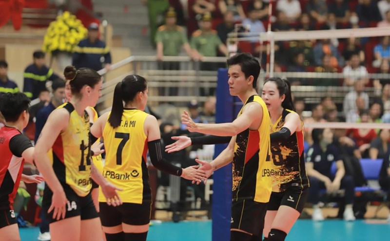 LPB Ninh Binh won the Hung Vuong Cup 2025 Volleyball Championship for the first time. Photo: Chi Tran