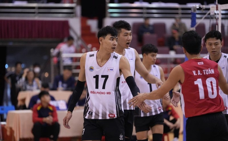 Border Defense will face Ho Chi Minh City Police in the final of the Hung Vuong Cup 2025. Photo: VFV