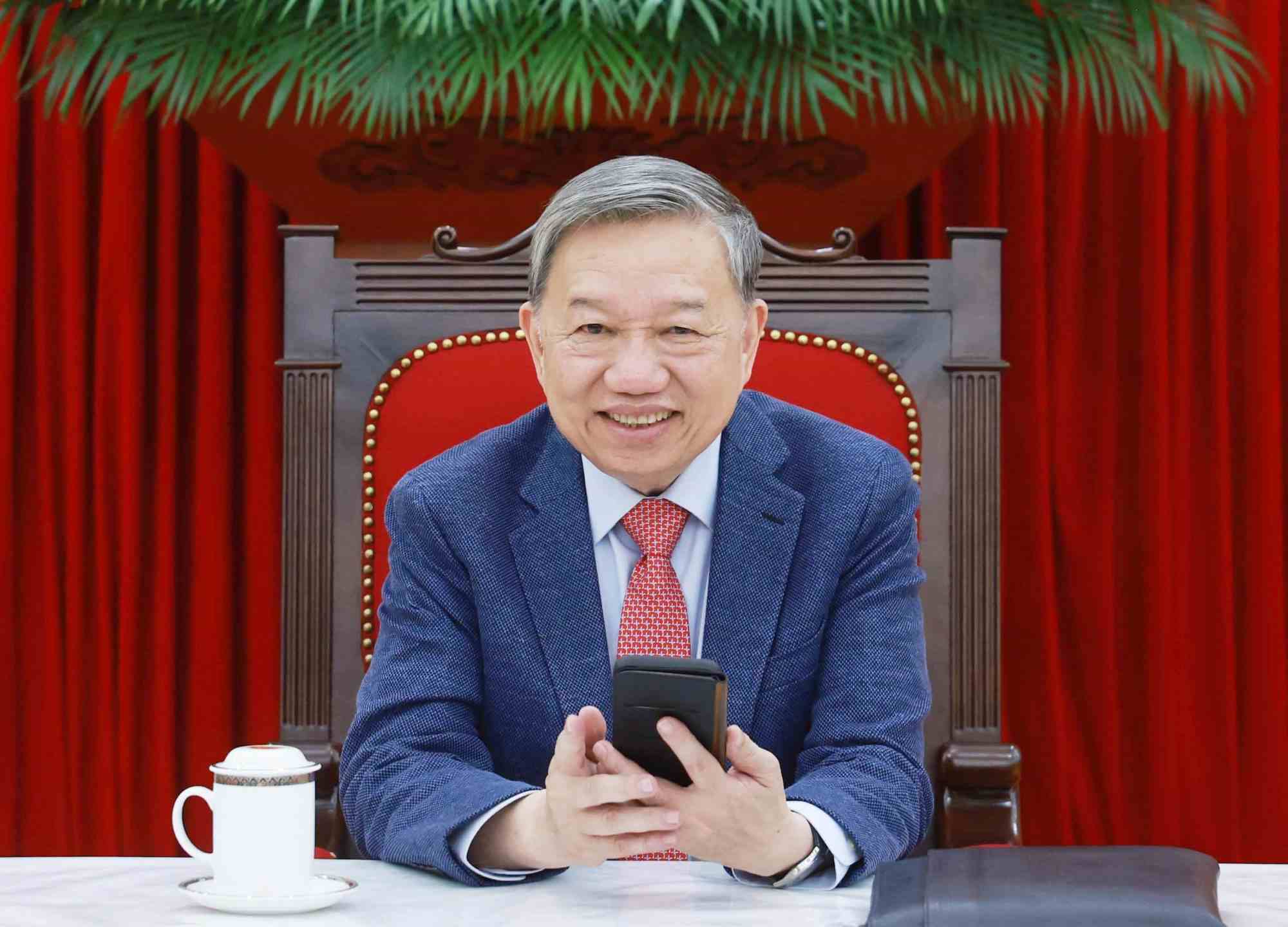 General Secretary To Lam held a phone call with US President Donald Trump. Photo: VNA