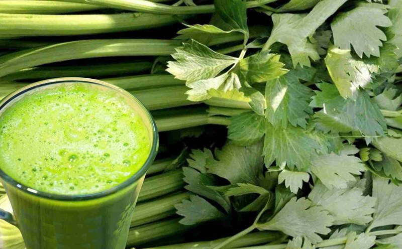 Celery juice helps blood circulate more easily. Photo: Ha May