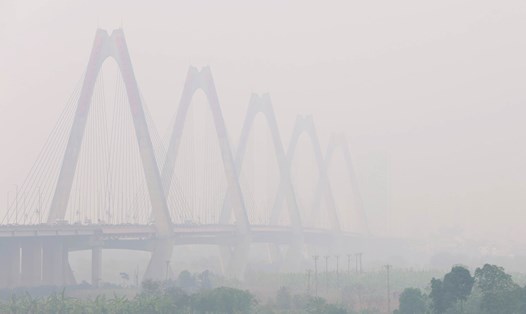 Hà Nội ngột ngạt, ô nhiễm trong ngày đầu đi làm sau nghỉ lễ