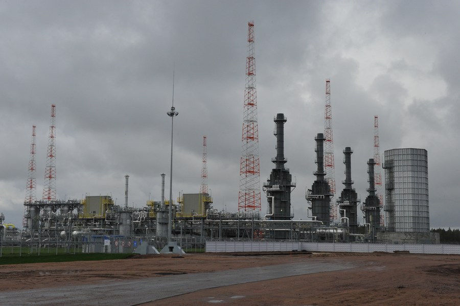 Nord Stream gas pipeline equipment in the Portovaya Bay, about 60 km from Vyborg in northwestern Russia. Photo: Xinhua