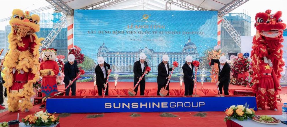 “Benh vien 5 sao” trang bi cong nghe AI toi tan, voi 1/3 dien tich danh rieng cho nghien cuu va chan tri Dong y.