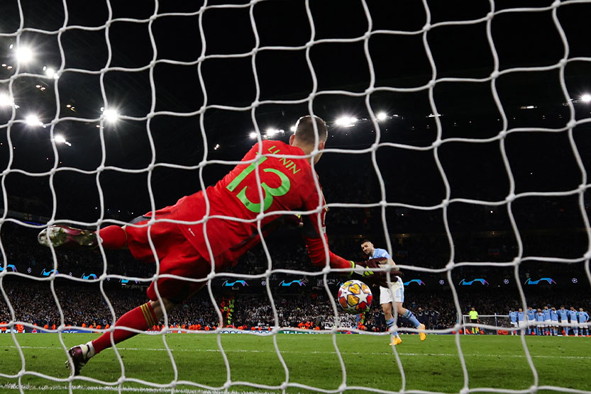 Andriy Lunin cung la nguoi hung cua Real Madrid mua truoc. Anh: AFP