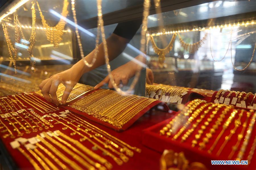 Gold prices today have recovered from a nearly 4-week low in the previous trading session. Photo: Xinhua