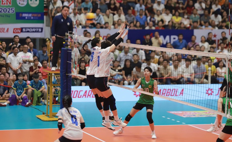 Vietinbank phai chong do cac pha tan cong lien tuc. Anh: Chi Tran