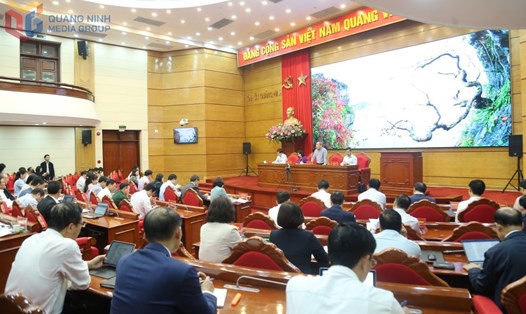 Ban Thường vụ Tỉnh ủy Quảng Ninh tổ chức hội nghị nghe báo cáo tình hình triển khai thực hiện mô hình chính quyền địa phương 2 cấp, không tổ chức cấp huyện, sáp nhập đơn vị hành chính cấp xã ngày 8.4.2025. Ảnh: Trung tâm Truyền thông Quảng Ninh
