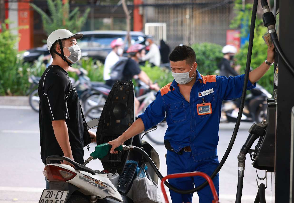 Los precios del petroleo podrian caer entre un 6,5 y un 8,6% si el Ministerio de Finanzas y Comercio no creara o gastara el Fondo para la Estabilizacion de los Precios del Petroleo. Imagen de la pagina web de la Universidad de Hong Kong