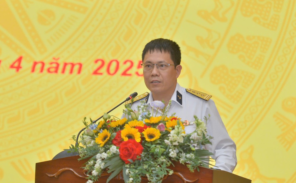 Thuong ta Cao Van Dan cho biet, Viet Nam cu tau ho ve ten lua hien dai giao luu voi Trung Quoc. Anh: Tran Vuong