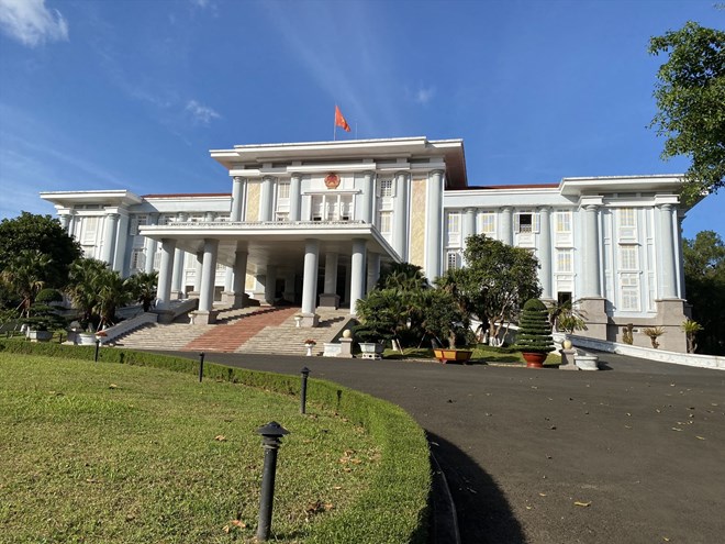 The People's Committee of Gia Lai province has a policy of cutting unnecessary administrative procedures, facilitating investment. Photo: Thanh Tuan