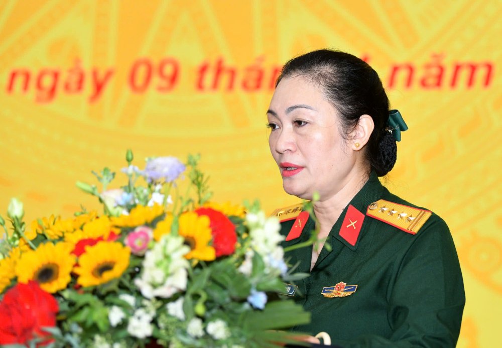 Colonel Dang My Hanh said that the "Call Me by Fire" team will participate in the special art program "The Land of Full Joy". Photo: Tran Vuong