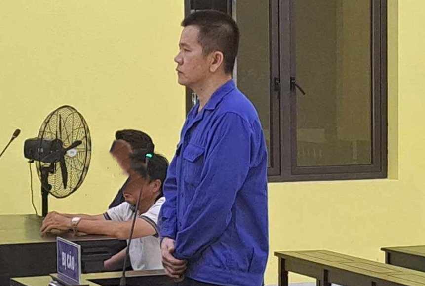 Lâm Hoàng Ngân giả gái nhiều lần dụ ông H chuyển tiền để được đi nhà nghỉ bị tuyên án 18 năm tù. Ảnh: Nhật Hồ