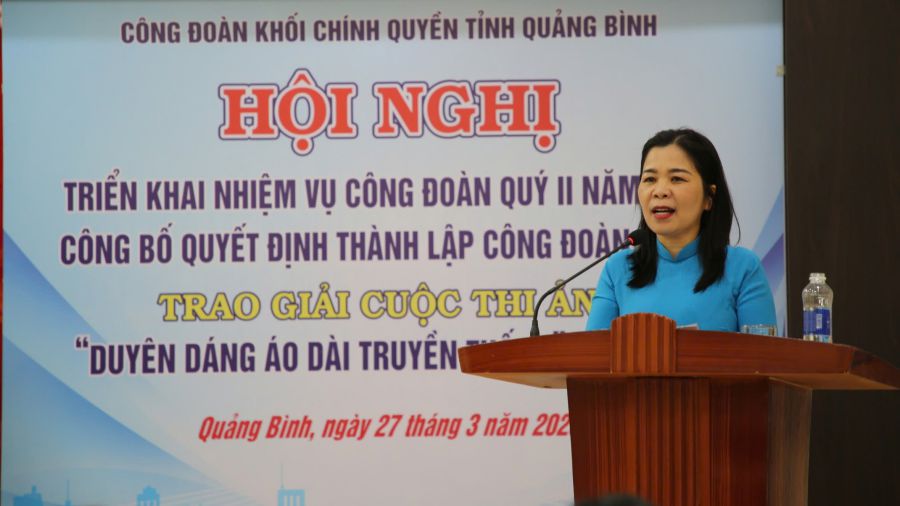 La Sra. Tu Thi Thu Hang - Presidente del Sindicato de los Bloques de la Administracion Provincial. Imagen: El amanecer