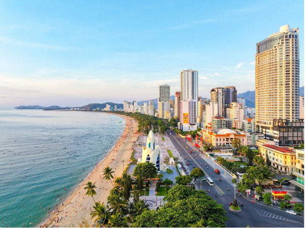 Gia phong thuc te tai nhieu khu nghi duong, khach san o Nha Trang – Khanh Hoa thap hon so voi gia niem yet, ty le phong trong con rat cao.
