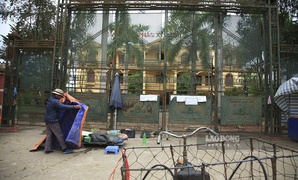 Muchos de los activos garantizados seran subastados para cobrar deudas en la Compañia Antigua de Cemento de Shenzhen. Imagen de la ciudad de Shanghai