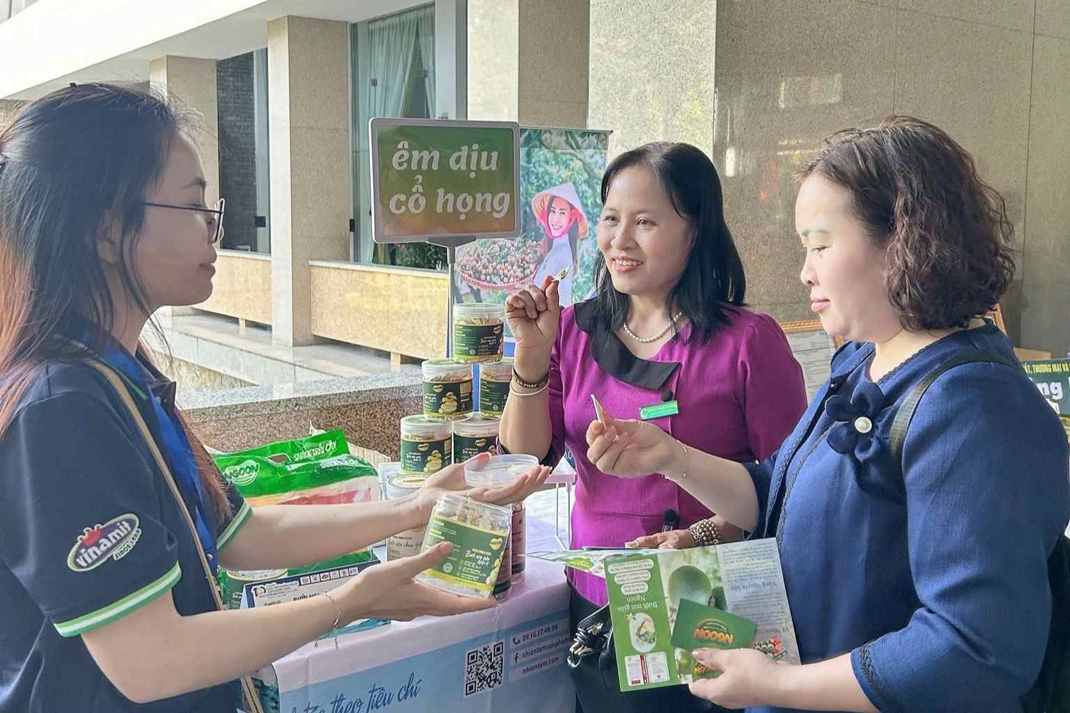 Los productos OCOP de Da Nang necesitan mejorar el modelo, la calidad para llegar lejos. Foto: HST, por el mismo medio