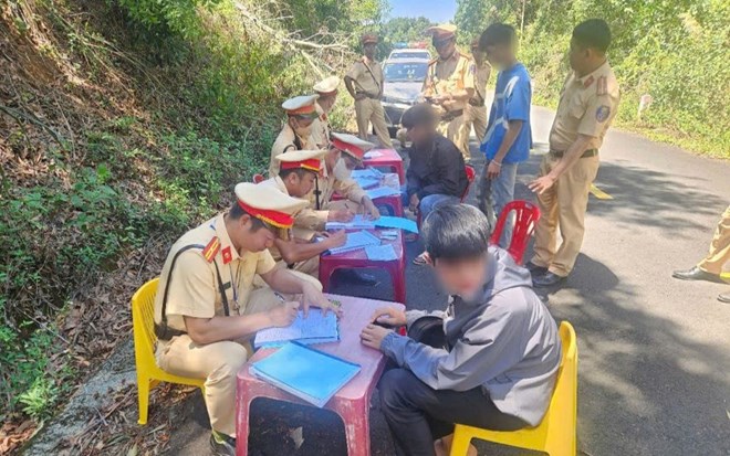 La policia de transito se ocupa de los infractores de transito. Imagen de la pagina web de la Universidad de Hong Kong