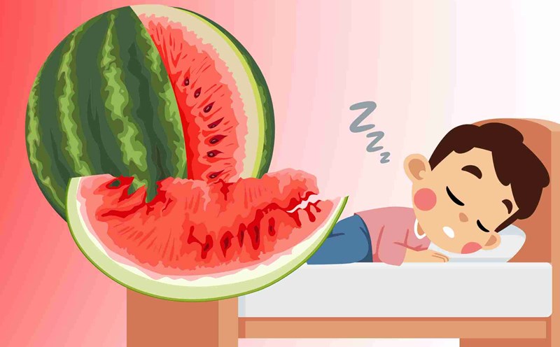 The golden time to eat watermelon for better sleep. Graphics: Dinh Dinh