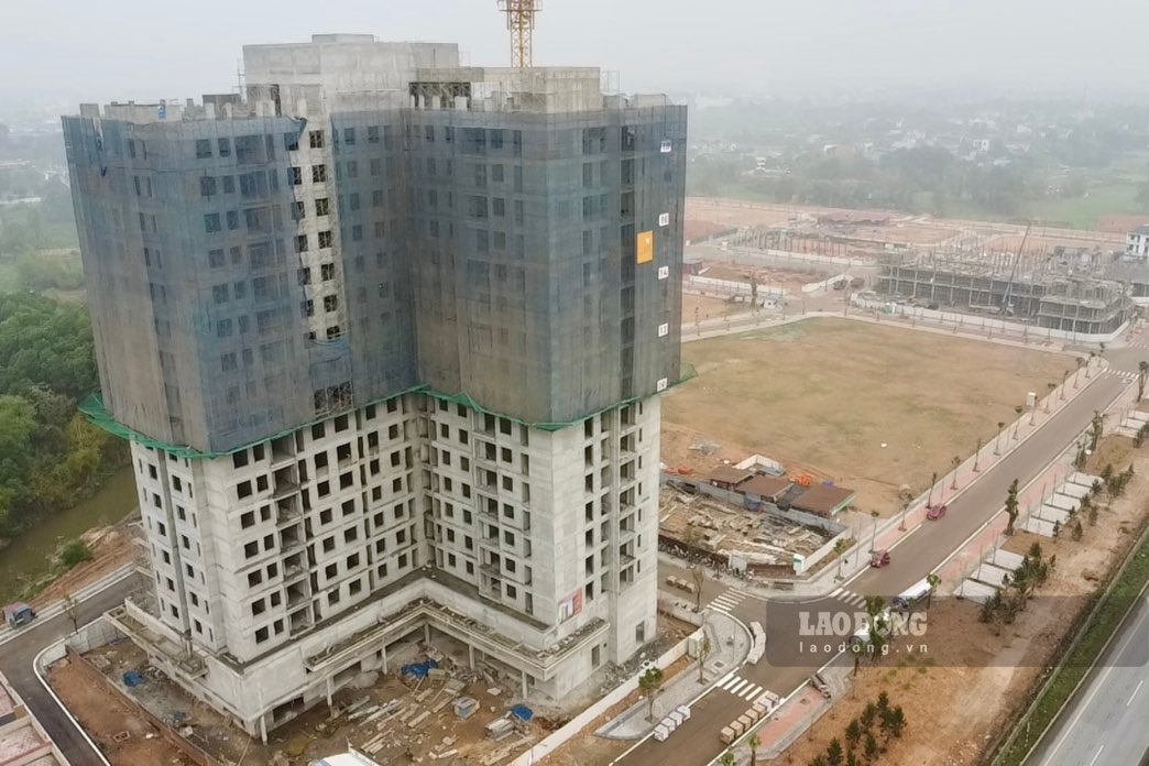 Esperamos un sueño de seguridad en el proyecto de vivienda social mas grande de Taiyuan. Imagen de Nguyen Hoan.