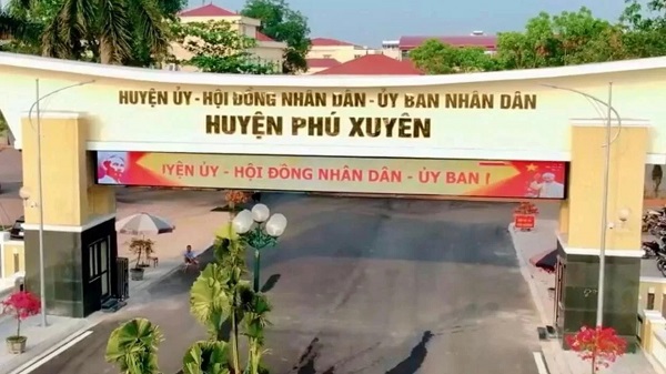 Phu Xuyen District (Hanoi) changes the operator of Hong Thai Commune. Photo: Thanh An