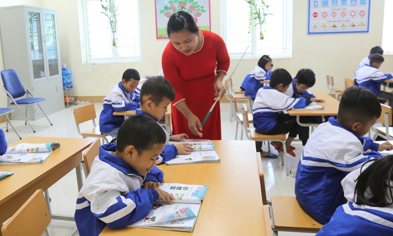 En el futuro, la contratacion, el nombramiento de directores y vicedirectores de educacion sera realizado por las Direcciones Generales de las escuelas locales. Imagen de la pagina web de la Universidad de Hong Kong