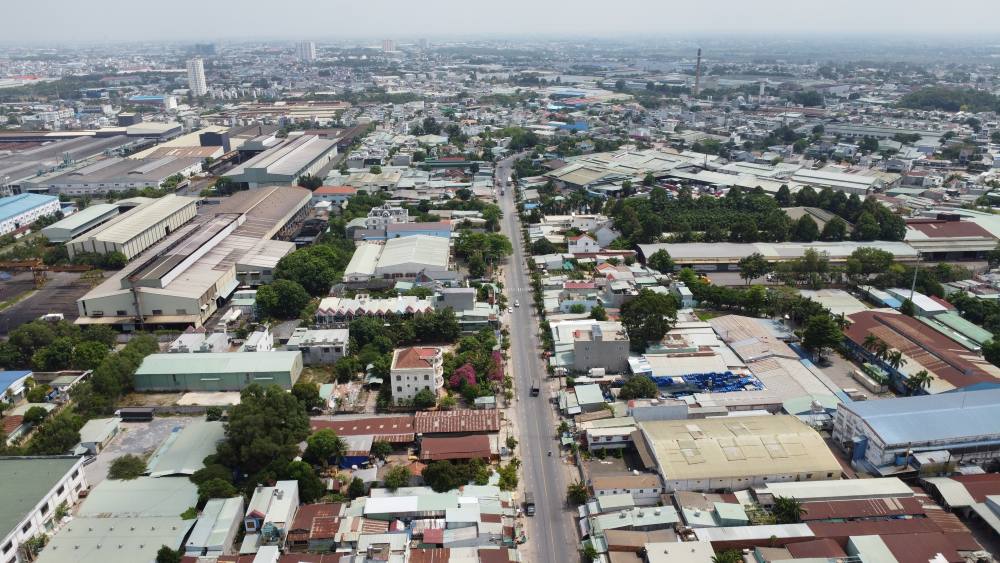 Binh Duong approves land prices for apartment buildings in Tan Dong Hiep ward, Di An city. Photo: Dinh Trong