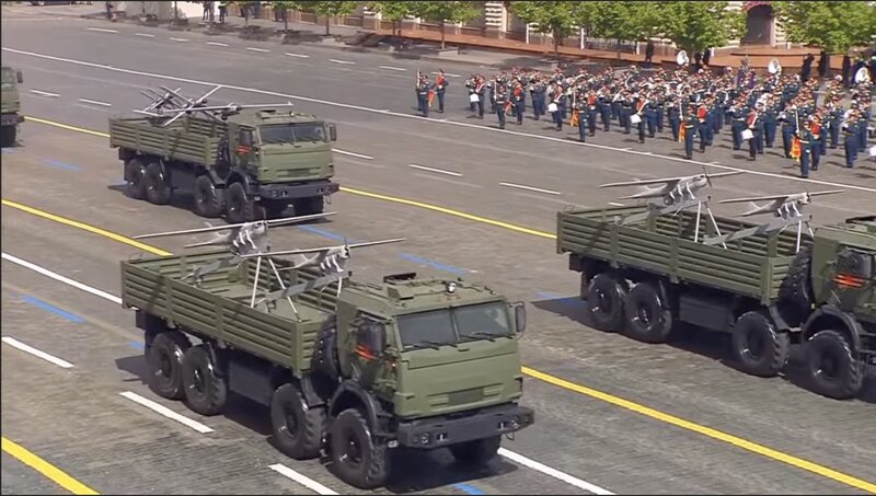 Unos drones rusos en un desfile en la Plaza Roja. Imagen: Ministerio de Defensa de Rusia