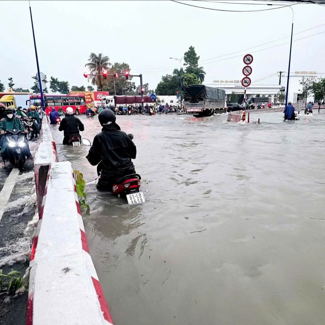 Las lluvias han inundado muchas rutas en el Pacifico. Imagen de la Renascencia