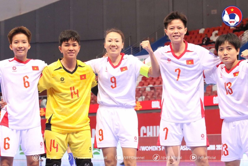 The Vietnam women's futsal team will meet Iran in the final match of the group stage of the 2025 Asian Championship. Photo: VFF