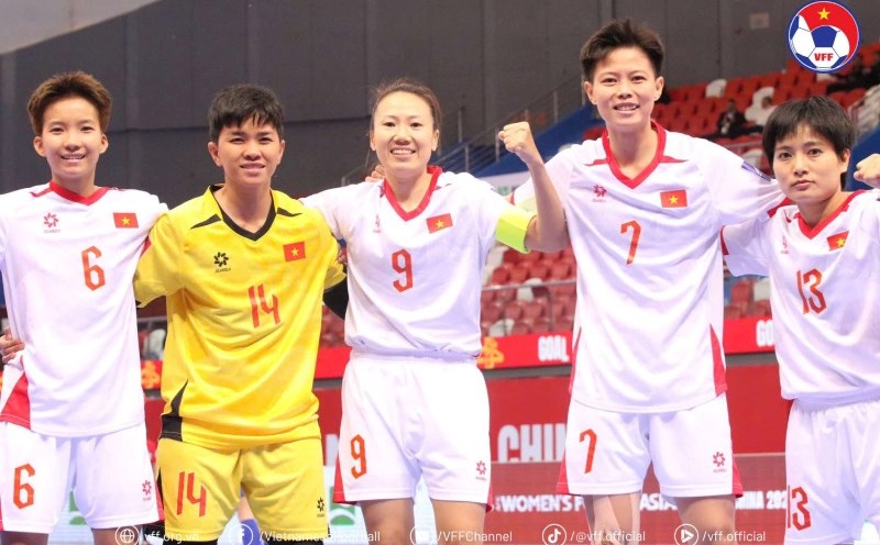 The Vietnam women's futsal team will meet Iran in the final match of the group stage of the 2025 Asian Championship. Photo: VFF