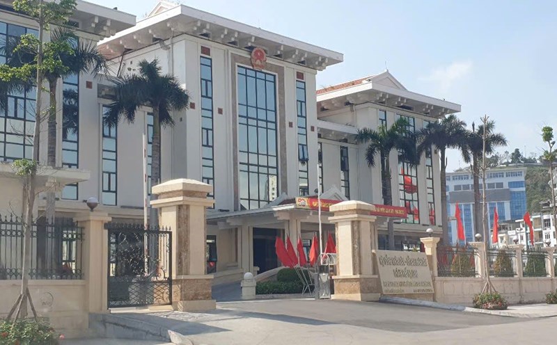 Headquarters of the People's Council and People's Committee of Ha Long City, Quang Ninh Province. Photo: Nguyen Hung