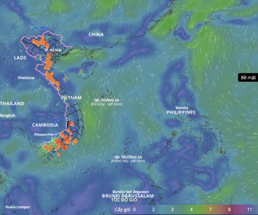 Se preve un clima frio que provocara un clima de tormenta en el Golfo de Tonkin. Aqui hay una imagen de la capa de viento marino actualizada a las 13:00 del 10 de mayo. Imagen: Sistema de monitoreo de desastres en Vietnam