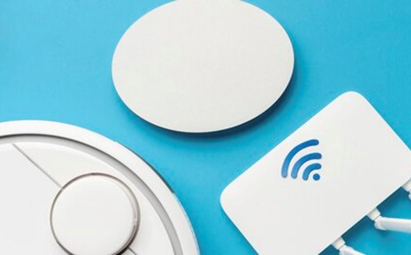 Unexpected electricity bill-containing devices. Photo: Thuy Duong