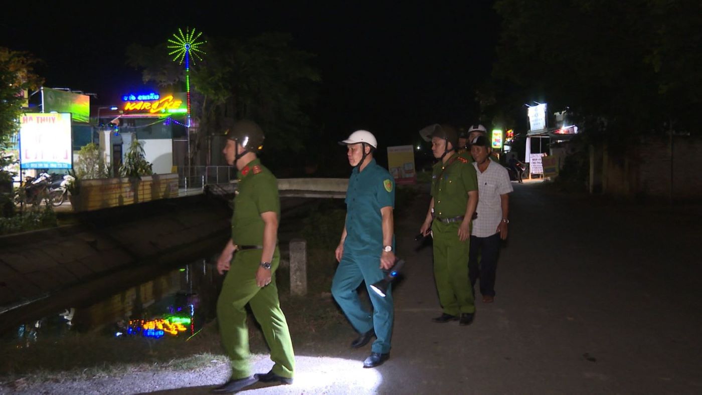 Luc luong to bao ve an ninh trat tu co so phoi hop cung Cong an xa Trieu Loc, huyen Hau Loc (Thanh Hoa) tuan tra, bao dam ANTT o co so. Anh: Cong an Thanh Hoa