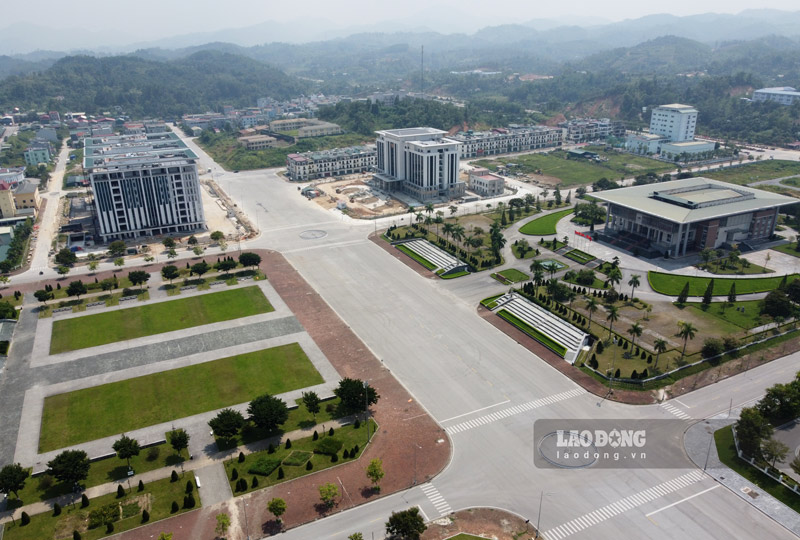 The modern administrative center of Cao Bang province is about to complete all projects. Photo: Tan Van