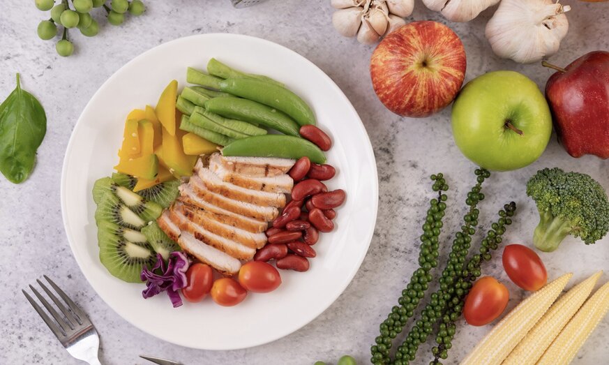 Healthy dishes are easy to prepare in just a few minutes. Photo: Thuy Duong