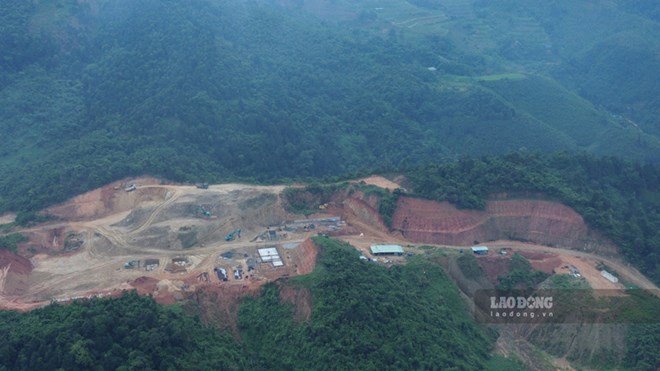 Trên công trường dự án truyền tải điện 383 tỉ đồng ở Lào Cai