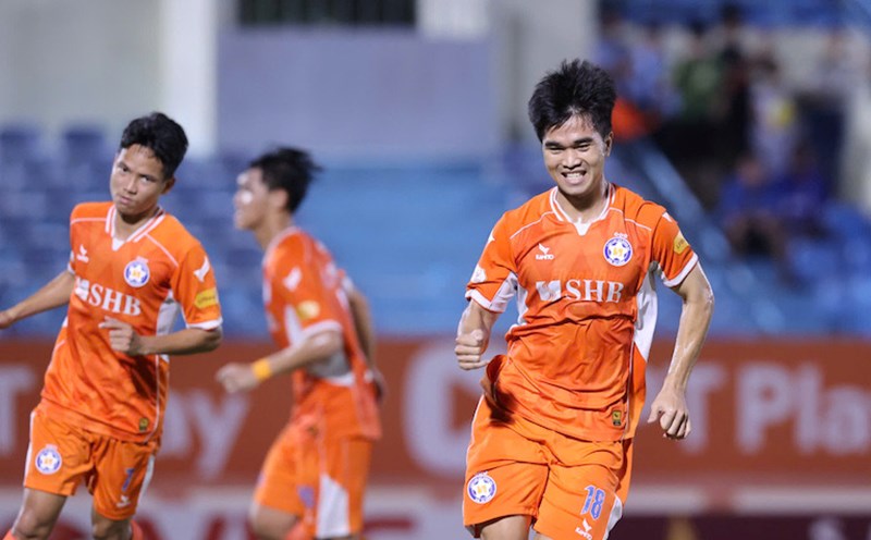 Da Nang shortens the gap on the V.League rankings. Photo: Nhat Anh