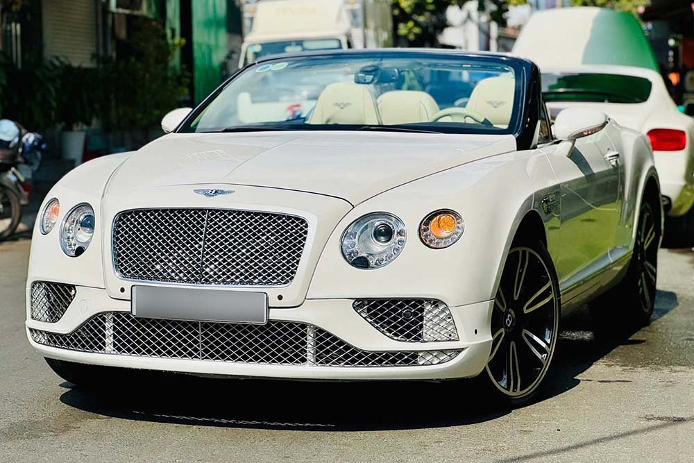 El Bentley Continental GTC de 2007 fue vendido por mas de $2.5 mil millones. Foto: El hombre de la suerte