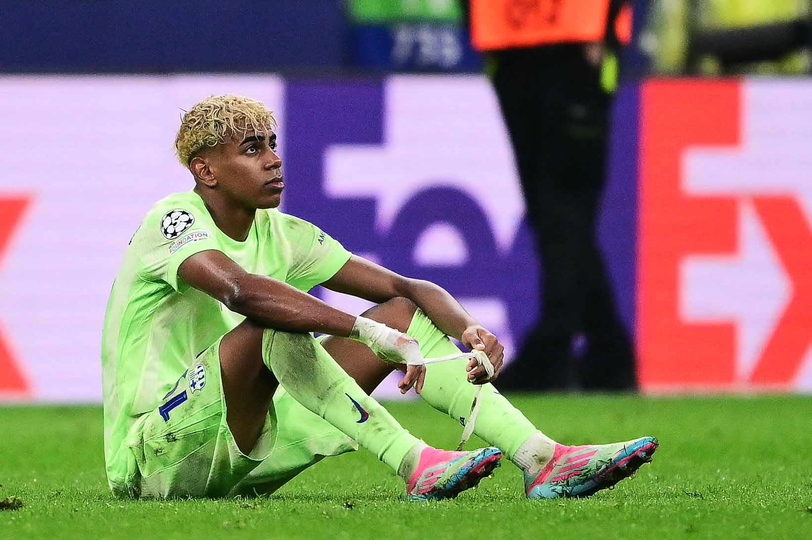 Barcelona vua thua dang tiec truoc Inter Milan tai ban ket Champions League. Anh: AFP