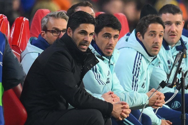 Mikel Arteta tiene muchos problemas con el Arsenal. Imagen de AFP