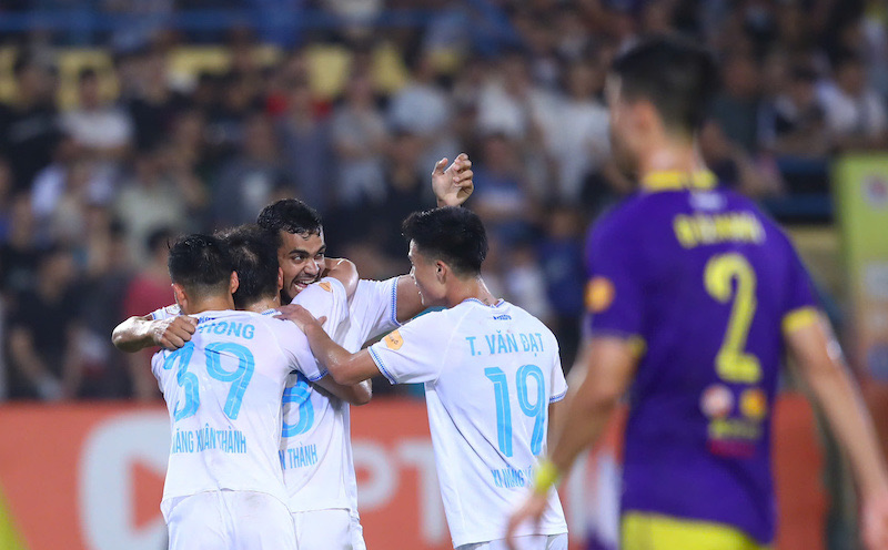 El equipo de Nam Dinh confia en defender el titulo de campeon de la V.League despues de la victoria ante el Hanoi FC. Imagen de la ciudad de Minh Minh