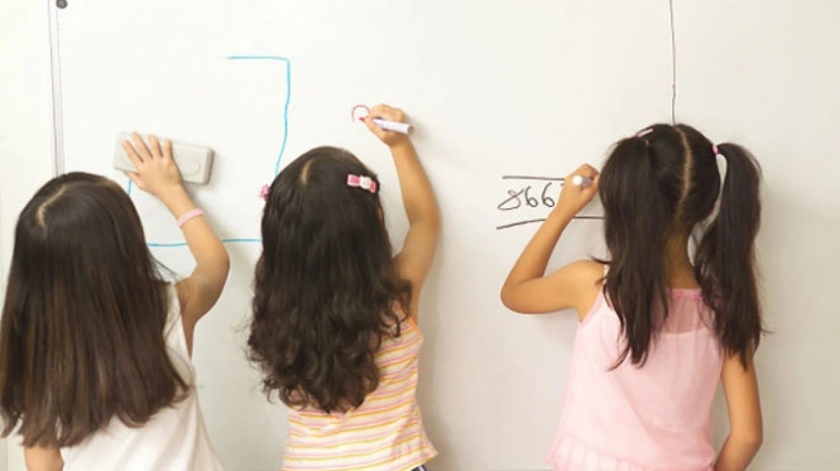 Los zurdos tambien traen muchos beneficios. Imagen de la pagina web de Xinhua