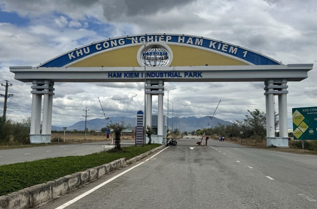 Lối vào KCN Hàm Kiệm I, Bình Thuận. Ảnh: Duy Tuấn