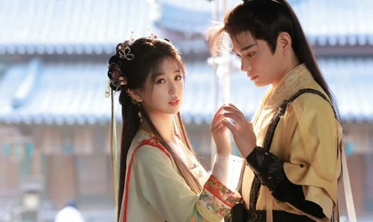 Đinh Vũ Hề và Ngu Thư Hân. Ảnh: VieON.