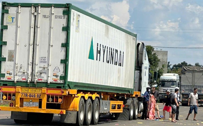 The scene of the traffic accident that killed a woman at the Central Highlands General Hospital. Photo: Bao Lam